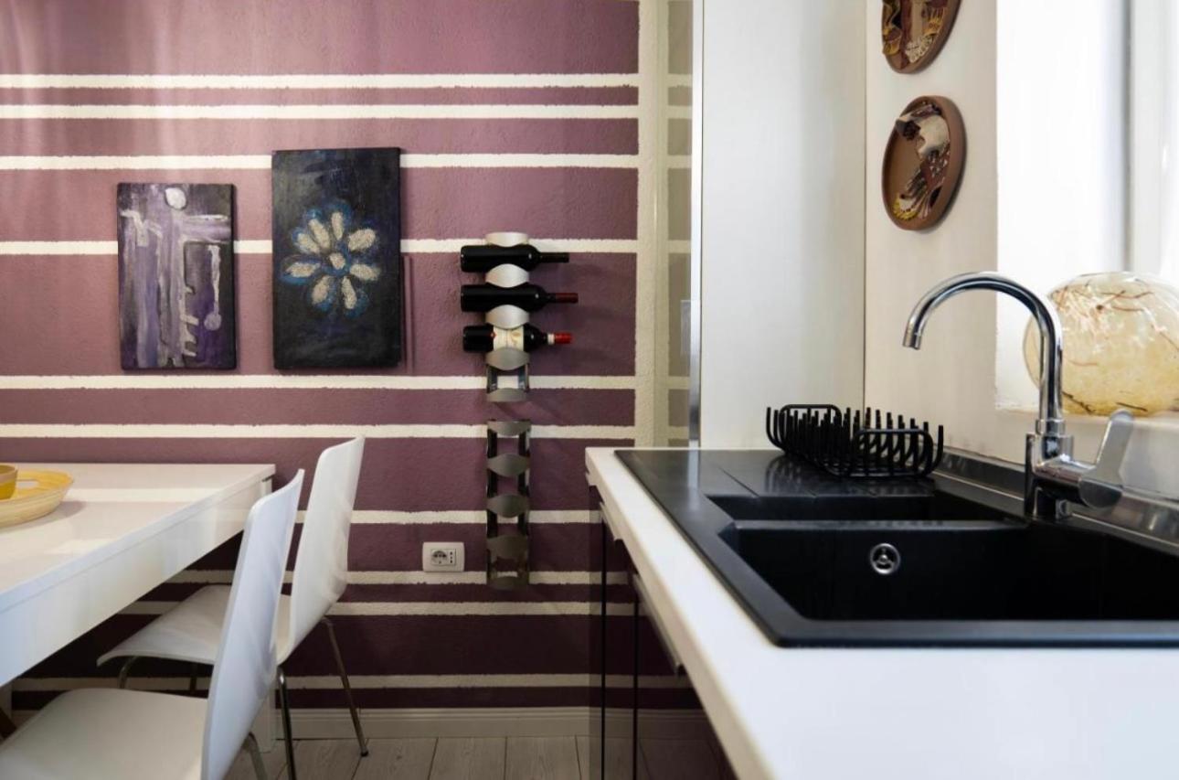 Apartment Euphoria *